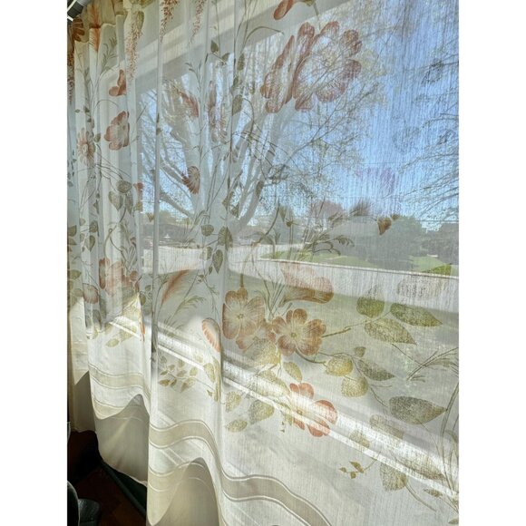 Vintage 1970s cream curtain, large orange flowers with greenery, rod header - Picture 9 of 10